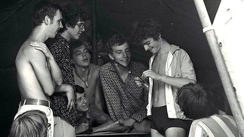 A sípoló macskakö (1972)