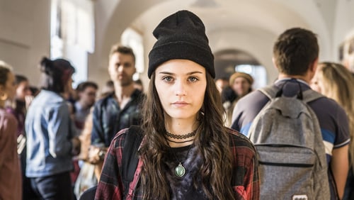 Ostra (2020)