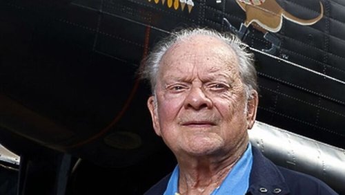 Flying for Britain with David Jason (2020)
