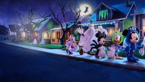 Mickey and Friends Trick or Treats (TV Short 2023)