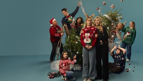 A Christmas Storm (2024)