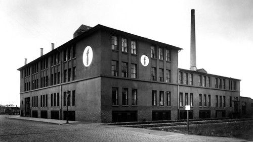 Shifting Paths (2025)